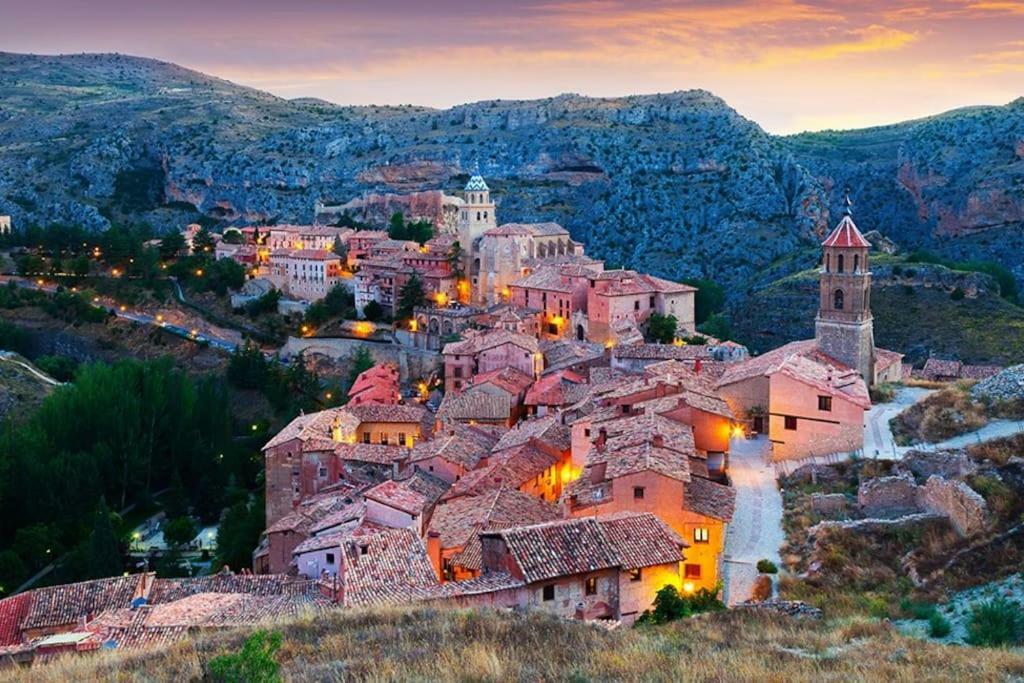 Apartamento Portal Del Agua Albarracin Luaran gambar
